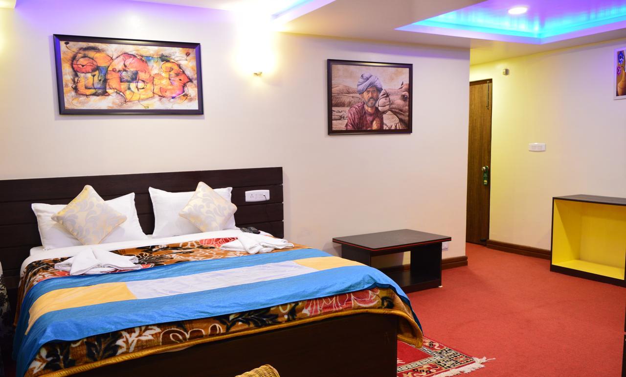 Golden Dolma Hotel Darjeeling  Ngoại thất bức ảnh