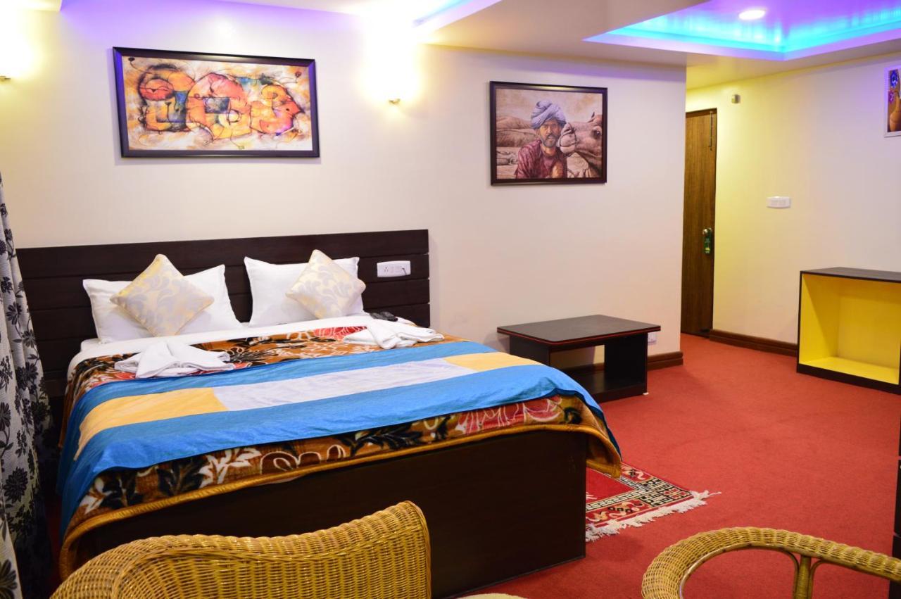 Golden Dolma Hotel Darjeeling  Ngoại thất bức ảnh